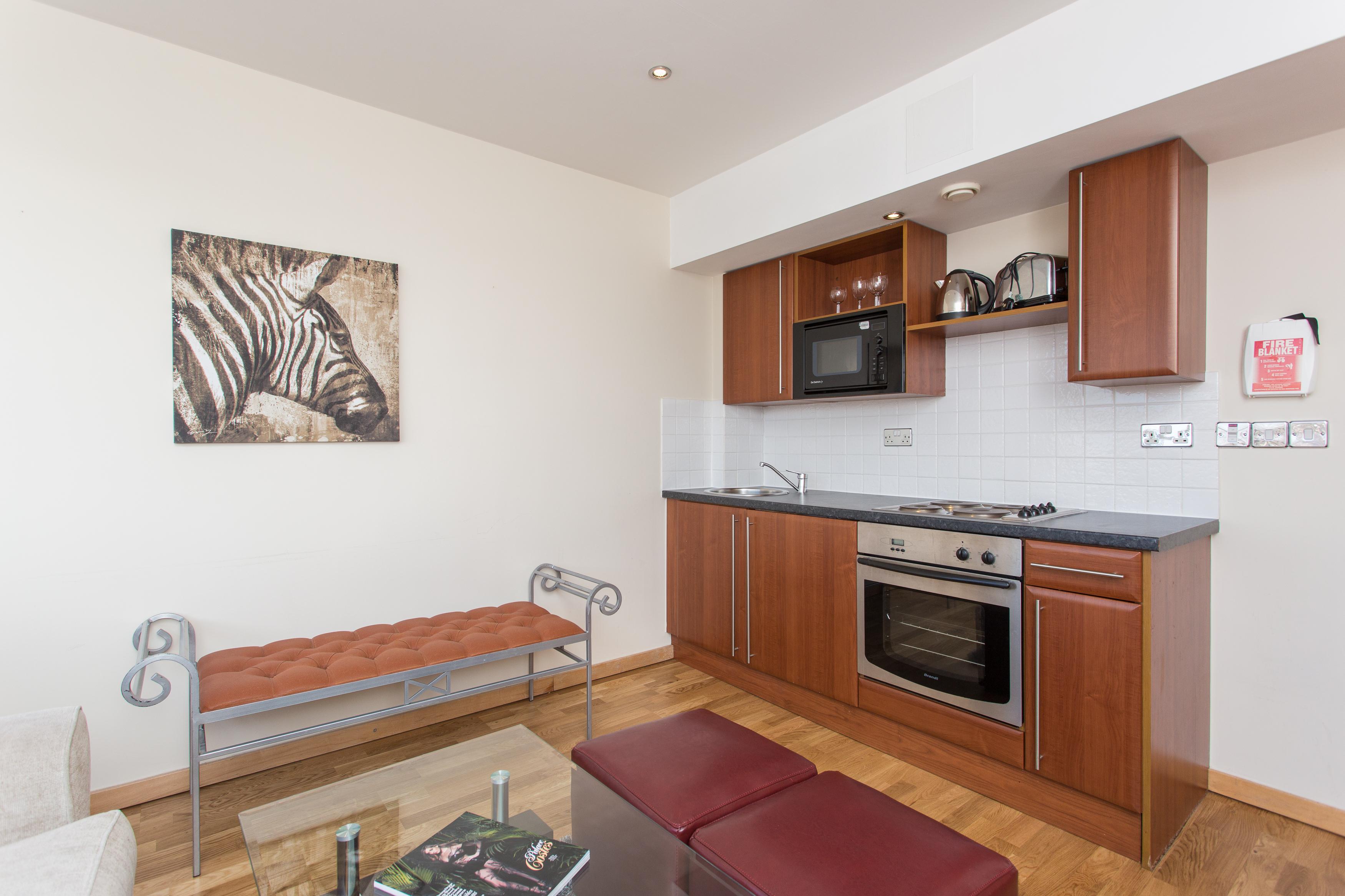 Roland House Aparthotel London Bagian luar foto