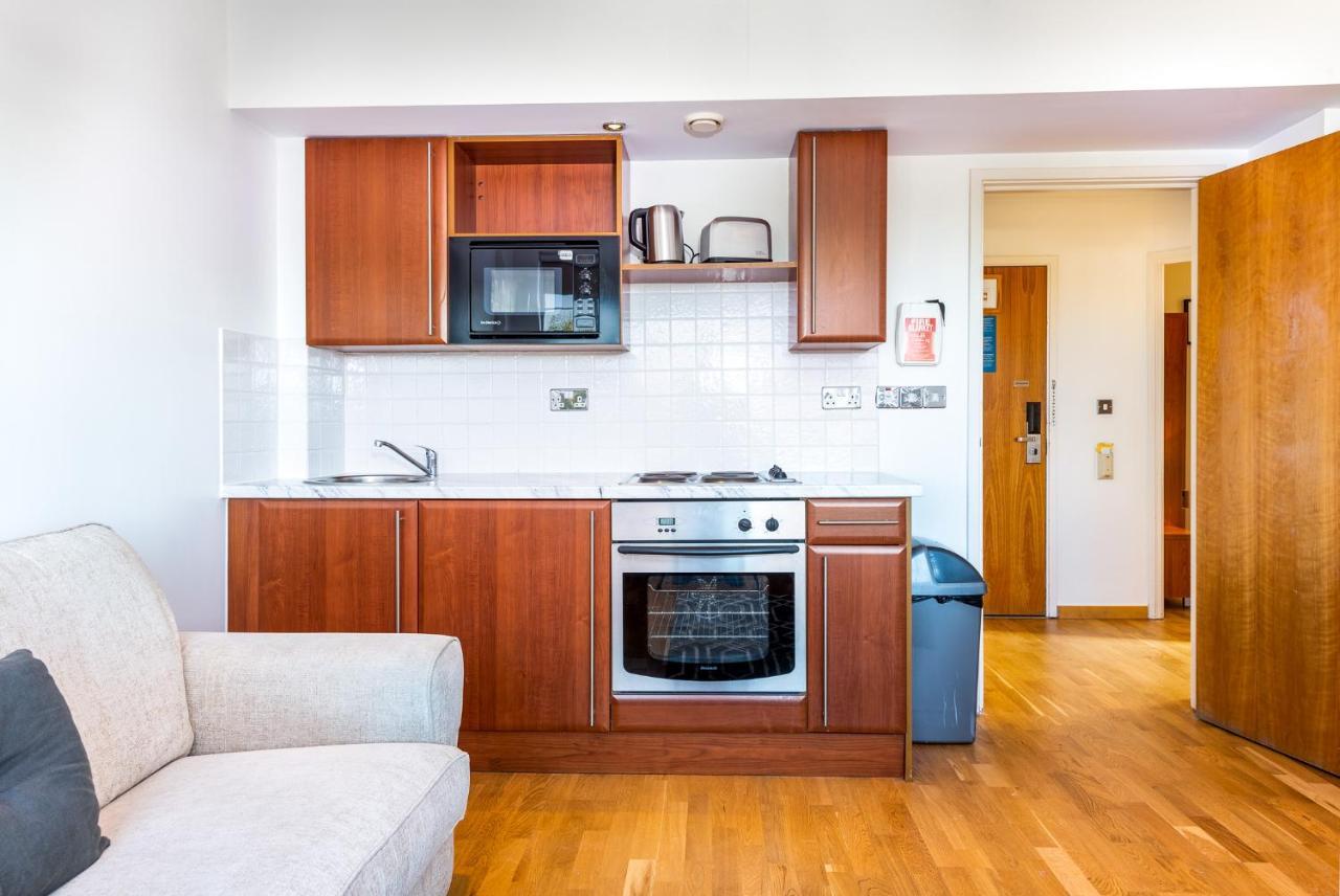 Roland House Aparthotel London Bagian luar foto