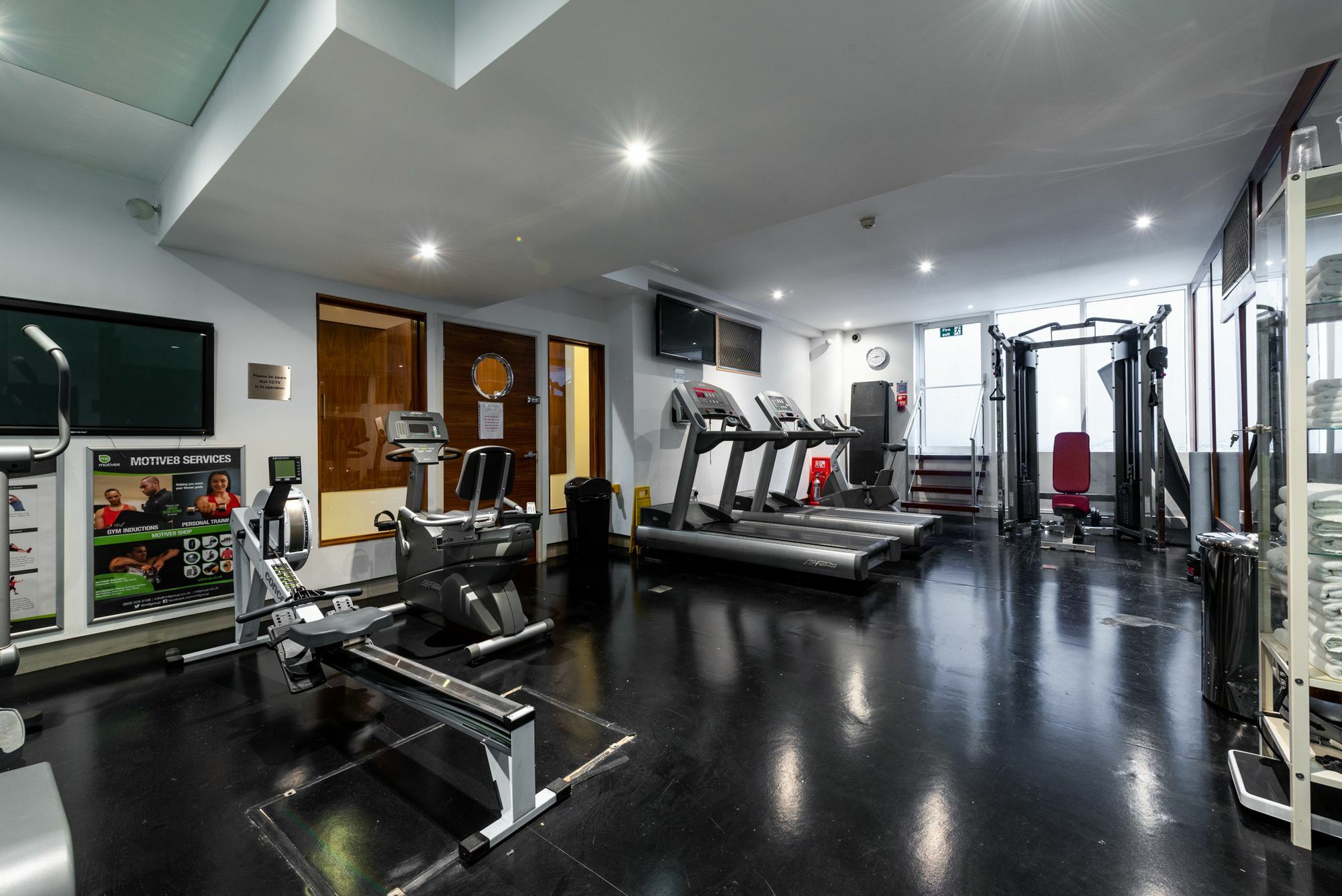 Roland House Aparthotel London Bagian luar foto