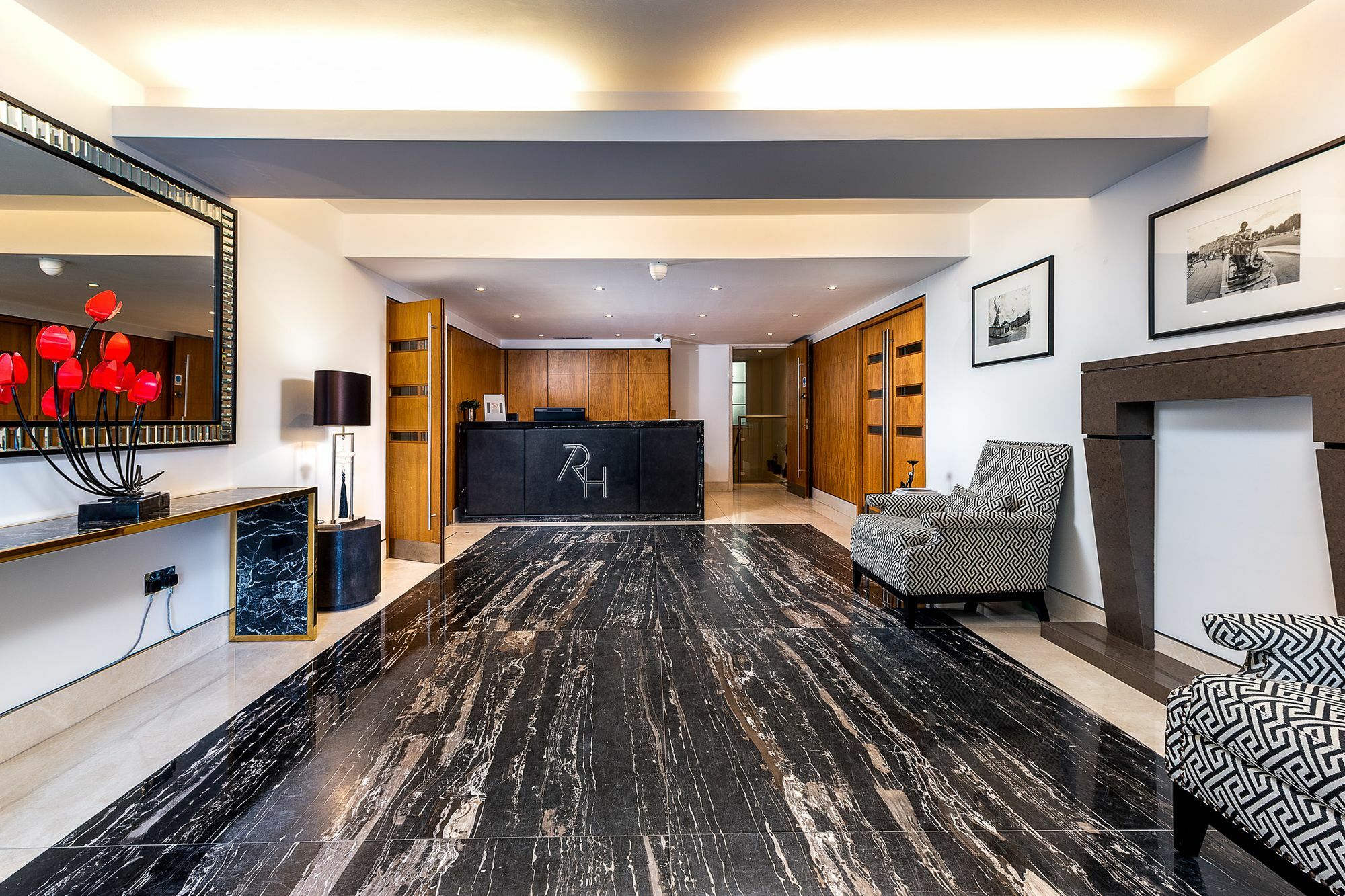 Roland House Aparthotel London Bagian luar foto